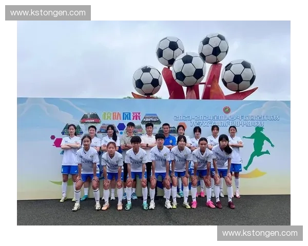 聚焦上海市青少年足球联赛推动校园体育发展与足球人才培养路径探索